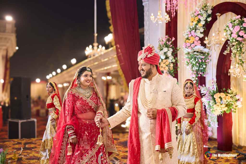 Featured grand Varanasi baraat wedding cover image